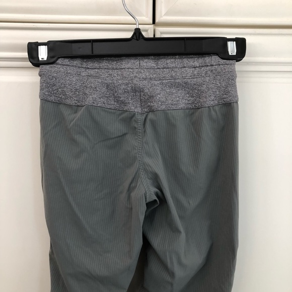 Ivivva Dance Studio Live to Move pants - Picture 7 of 13